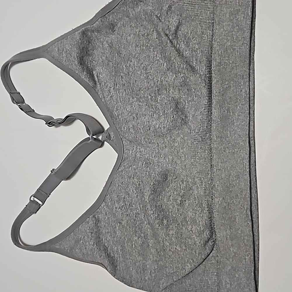 PRO FIT ADJUSTABLE STRAPS SPORTS BRA GRAY TOP SIZE M #W-450